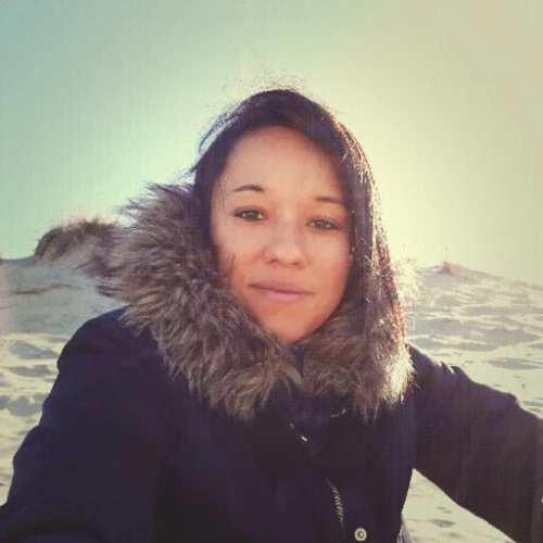 Alexia Souvane à la montagne enneigée